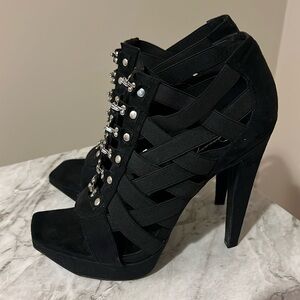 Jessica Simpson Black Heels